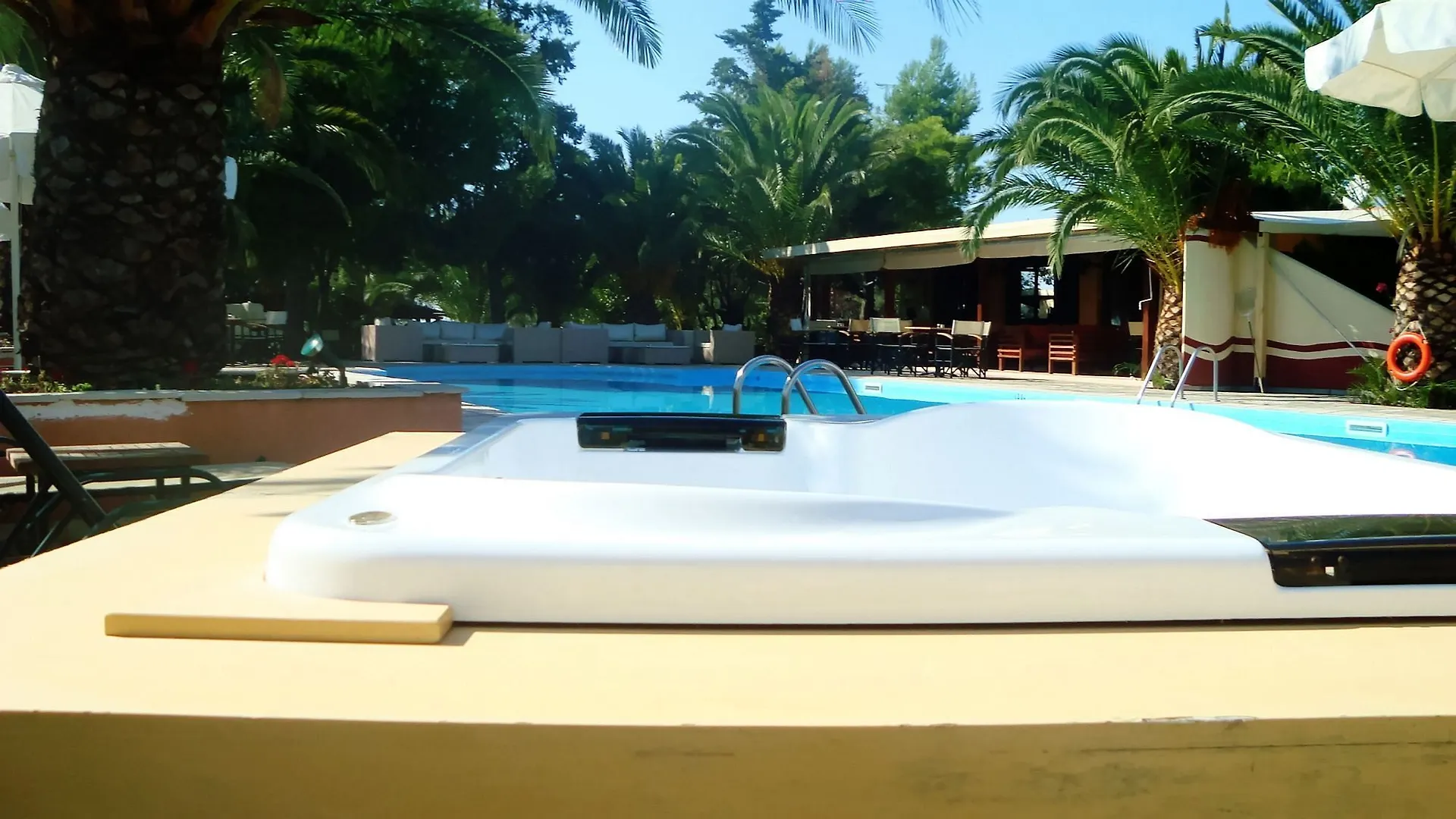 Kelyfos Hotel Neos Marmaras