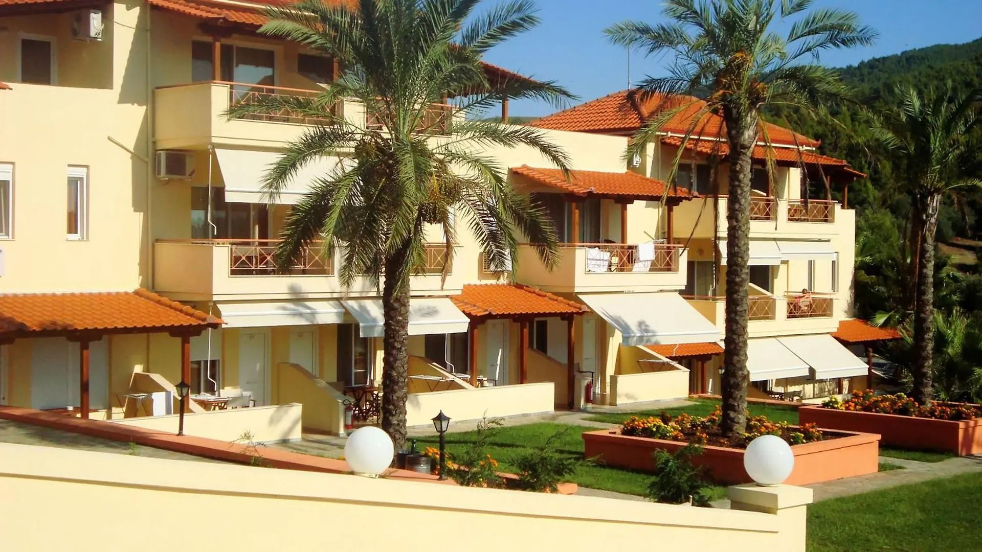 Kelyfos Hotel Neos Marmaras