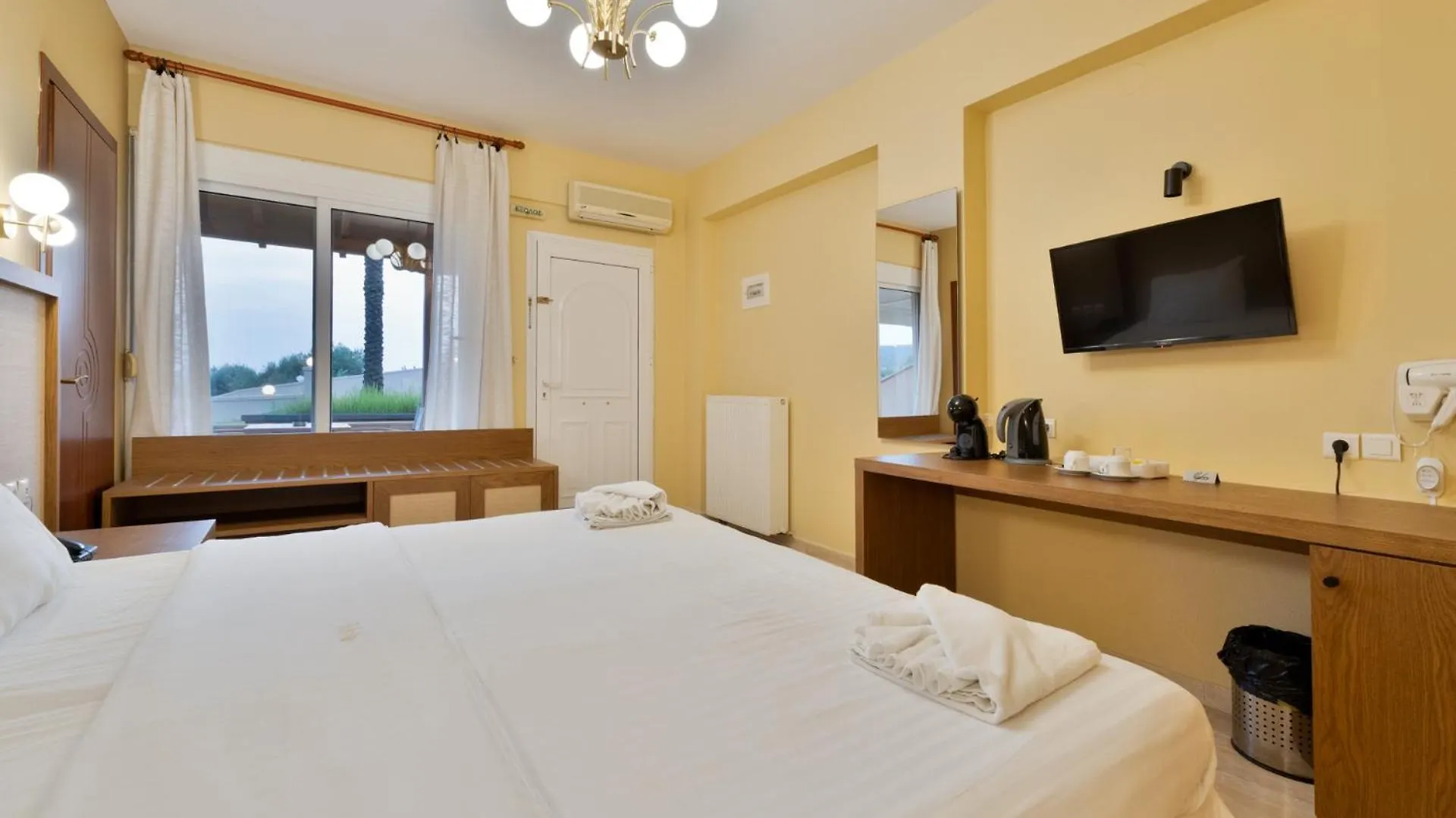 Kelyfos Hotel Neos Marmaras